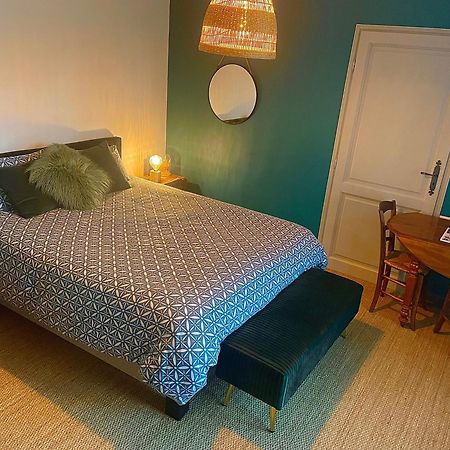 Bed and Breakfast Chez Guilem Saint-Maixent-lʼÉcole Zewnętrze zdjęcie