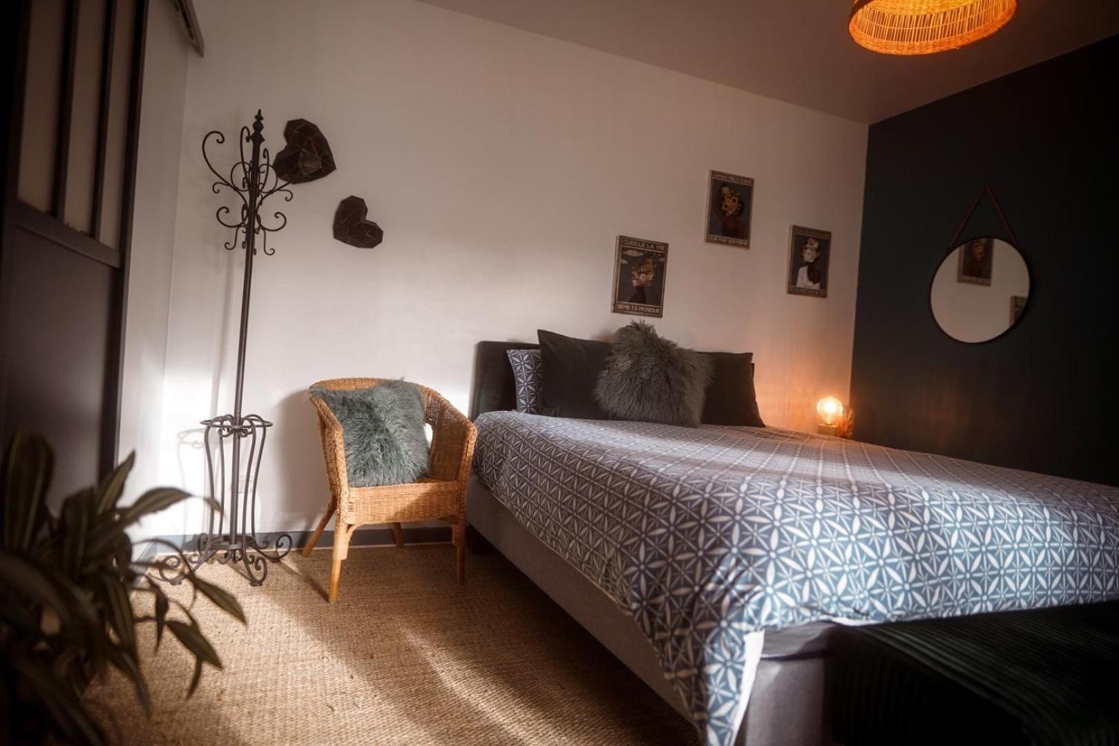 Bed and Breakfast Chez Guilem Saint-Maixent-lʼÉcole Zewnętrze zdjęcie